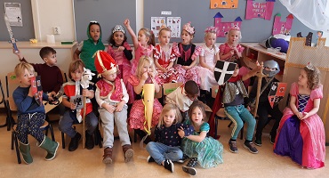 Groep 1-2A gaat tijdens de Kinderboekenweek terug naar de riddertijd